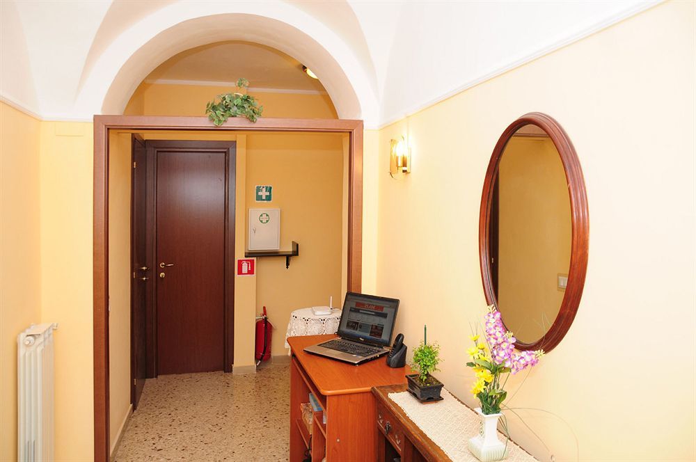 Inn Centre Rome Bagian luar foto
